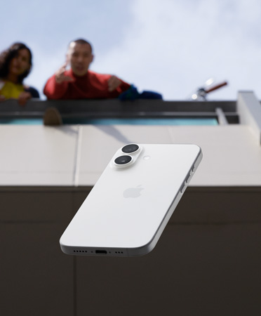 En silverfärgad iPad Air som lämnats kvar i fickan bakom ett säte