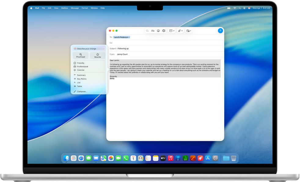 Pantalla de un MacBook Air que muestra cómo la función Herramientas de Escritura de Apple Intelligence redacta un email
