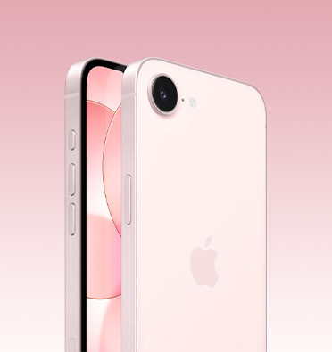 淺粉紅色 iPhone 17e 的正面和背面，顯示部分正面螢幕，完整背面展示 Apple 標誌及單相機，側面展示動作按鈕、音量按鈕和側邊按鈕。