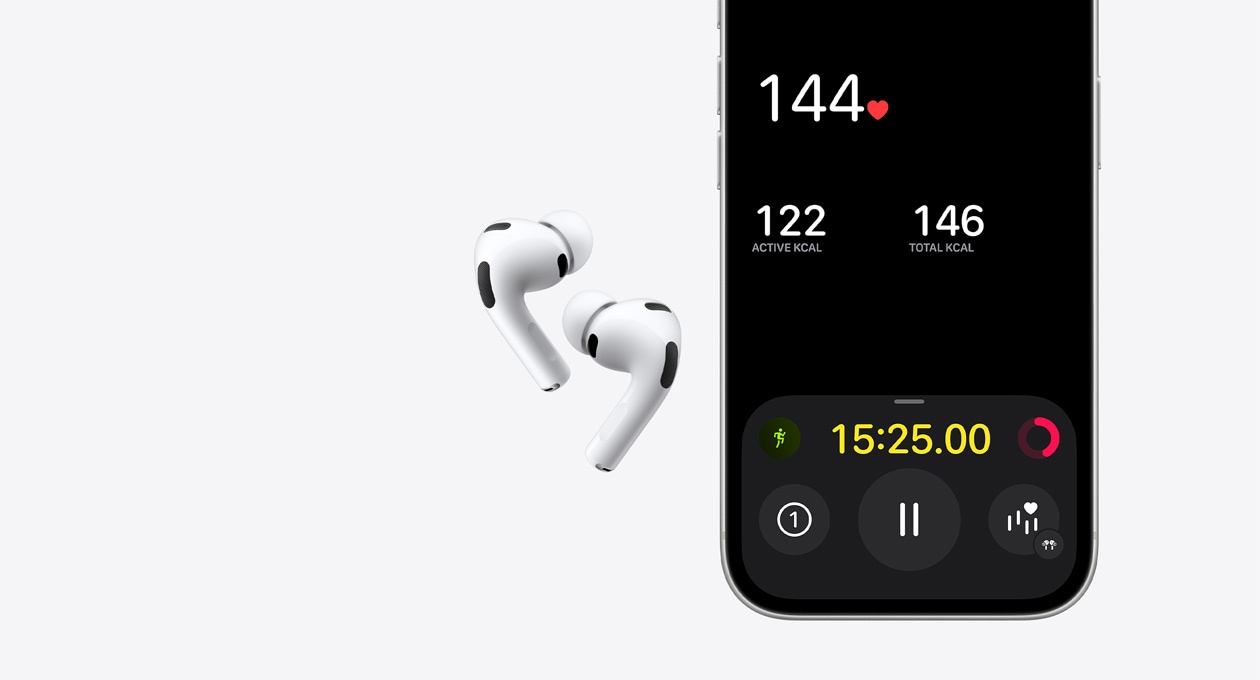 AirPods Pro 3, culoare albă, jumătatea inferioară a ecranului iPhone 17 Pro, aplicația Fitness, funcția detecție a frecvenței cardiace