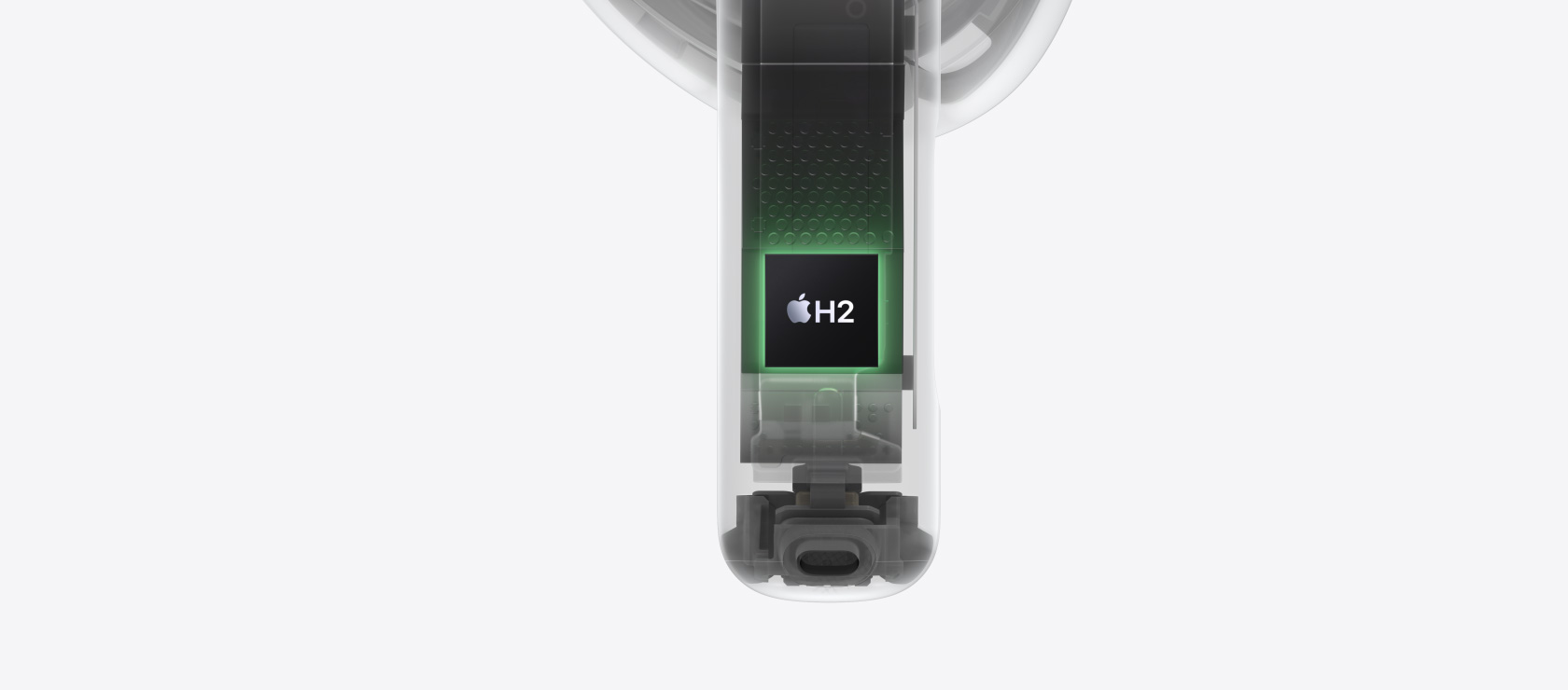 AirPods 5’in iç mimarisi, alt ucun iç kısmındaki H2 çip vurgulanıyor.