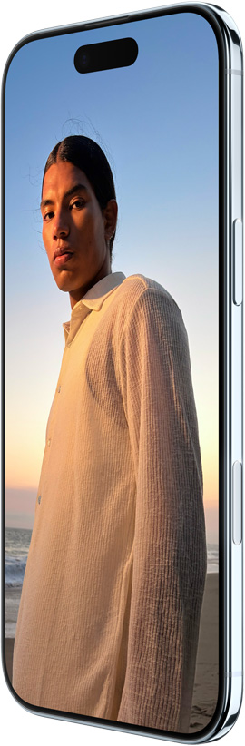 „iPhone Air“, galinė išorinė pusė, dangaus žydros spalvos, „Fusion“ pagrindinės kameros sistema viršutinėje dalyje