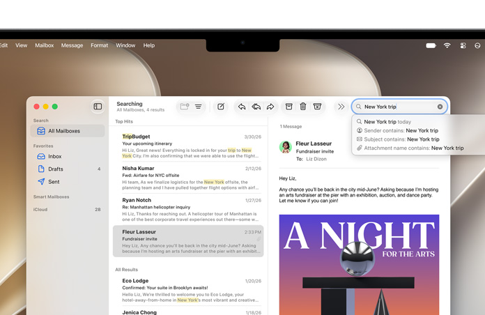 MacBookin näytöllä avoinna Mail-appi, listalla sähköposteja New Yorkin matkasta, sanat New York ja matka korostettuina keltaisella väreillä kussakin sähköpostissa